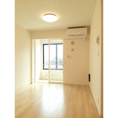 ブルースカイ 105【管理NO：1-027151801-01040】 ★家具家電は申し込み後に搬入します 2026年07月中旬入居可能の物件写真2