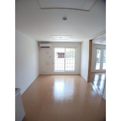 マローネ北山 202【管理NO：1-017716401-02020】 ★家具家電は申し込み後に搬入します★の物件写真2