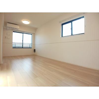 ファーネス上ヶ峰 201【管理NO：1-027304701-02010】 ★家具家電は申し込み後に搬入しますの物件写真2