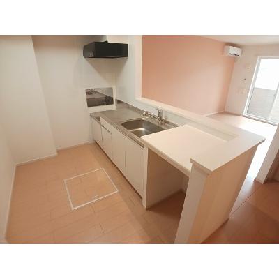 サン・シルク 102【管理NO：1-020372701-01020】 ★家具家電は申し込み後に搬入しますの物件写真3