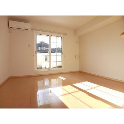 エアリースクエア 204【管理NO：1-015988801-02040】 ★家具家電は申し込み後に搬入しますの物件写真2
