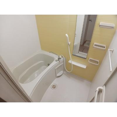 エアリースクエア 204【管理NO：1-015988801-02040】 ★家具家電は申し込み後に搬入しますの物件写真4
