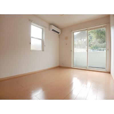 メゾンド・アルモニー 103【管理NO：1-015850401-01030】 ★家具家電は申し込み後に搬入しますの物件写真2