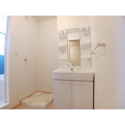 オンブラージュ　Ａ 101【管理NO：1-014868601-01010】 ★家具家電は申し込み後に搬入しますの物件写真6