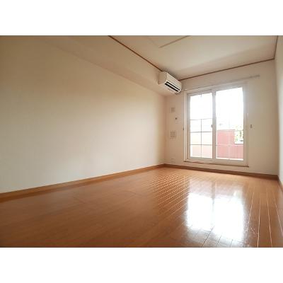 ラフレシール　Ａ 203【管理NO：1-013574901-02030】 ★家具家電は申し込み後に搬入します★の物件写真2