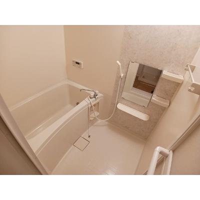 エターナルライフ 102【管理NO：1-099425401-01020】 ★家具家電は申し込み後に搬入しますの物件写真4