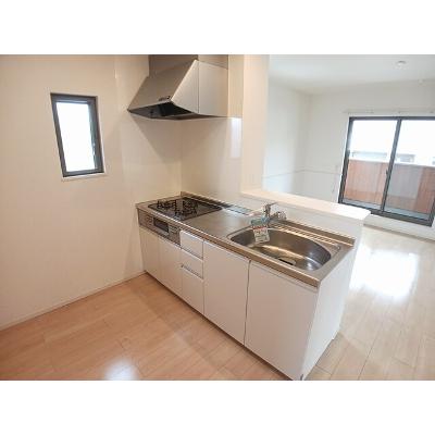 トラモント・エヌ 206【管理NO：1-024738701-02050】 ★家具家電は申し込み後に搬入しますの物件写真3