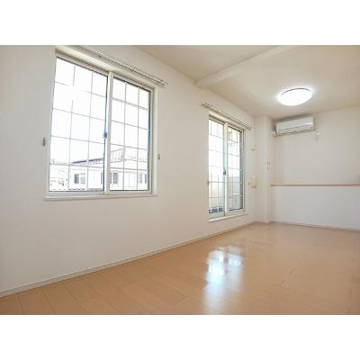 サニーレジデンス　２号館 201【管理NO：1-020036801-02010】 ★家具家電は申し込み後に搬入しますの物件写真2
