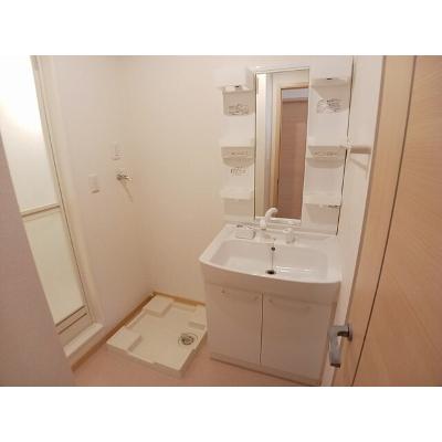 レクサス共栄　Ｆ 101【管理NO：1-016421001-01010】 ★家具家電は申し込み後に搬入しますの物件写真6
