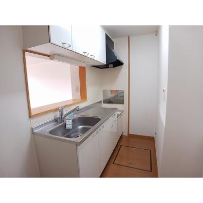 リバーサイド　リトルツリー 103【管理NO：1-014278501-01030】 ★家具家電は申し込み後に搬入しますの物件写真3