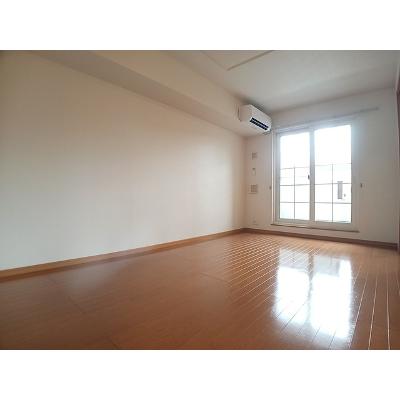 グランデ新田　Ｃ 202【管理NO：1-013799203-02020】 ★家具家電は申し込み後に搬入しますの物件写真2