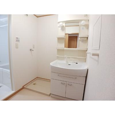 ベルハーモニー 201【管理NO：1-013061301-02010】 ★家具家電は申し込み後に搬入しますの物件写真6