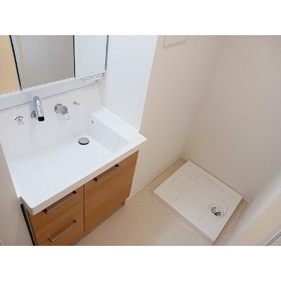 レヴァータ 103【管理NO：1-027934901-01030】 ★家具家電は申し込み後に搬入します★の物件写真6