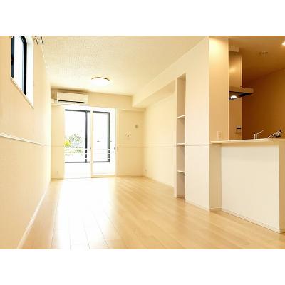 フェリーチェ 105【管理NO：1-027635501-01040】 ★家具家電は申し込み後に搬入しますの物件写真2