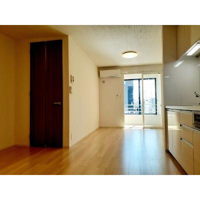 フレスクーラ 101【管理NO：1-027088901-01010】 ★家具家電は申し込み後に搬入します 2026年09月中旬入居可能の物件写真2