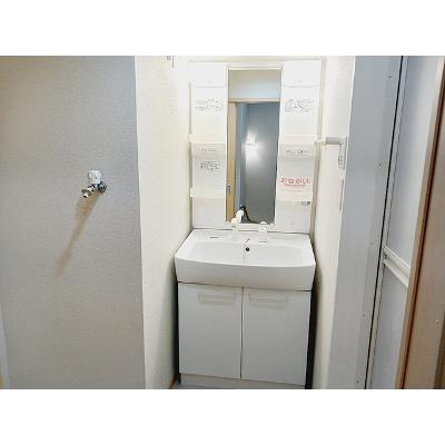 アルバーダ 201【管理NO：1-016202701-02010】 ★家具家電は申し込み後に搬入します★の物件写真6