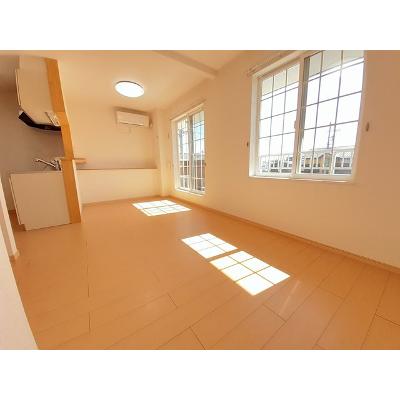ソレイユＢ 203【管理NO：1-016874702-02030】 ★家具家電は申し込み後に搬入します★の物件写真2
