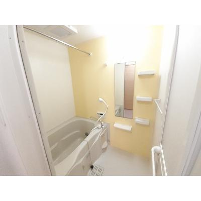 ソレイユＢ 203【管理NO：1-016874702-02030】 ★家具家電は申し込み後に搬入します★の物件写真4
