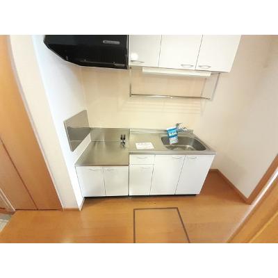 Ｌａ　Ｖｉｄａ 102【管理NO：1-014816501-01020】 ★家具家電は申し込み後に搬入します★の物件写真3