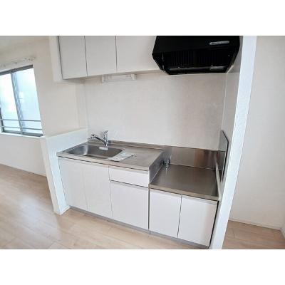シュエット　アン 302【管理NO：1-023236701-03020】 ★家具家電は申し込み後に搬入します★の物件写真3