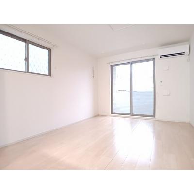 テスラ　Ｂ 103【管理NO：1-021569502-01030】 ★家具家電は申し込み後に搬入しますの物件写真2
