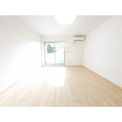 ＦＲＡＮＣ　ＢＩＲＤ 102【管理NO：1-016506801-01020】 ★家具家電は申し込み後に搬入します★の物件写真2