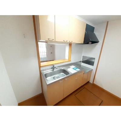 フジⅠ　Ａ 103【管理NO：1-014563301-01030】 ★家具家電は申し込み後に搬入しますの物件写真3
