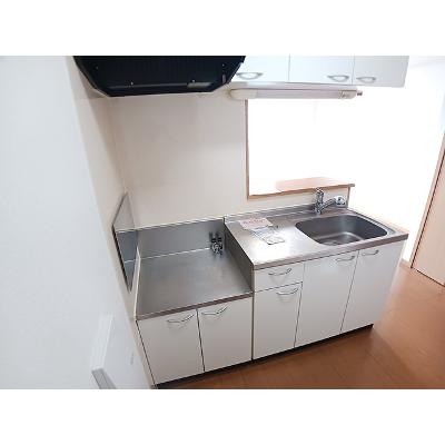 ミッドランドクレスト 201【管理NO：1-014276701-02010】 ★家具家電は申し込み後に搬入しますの物件写真3