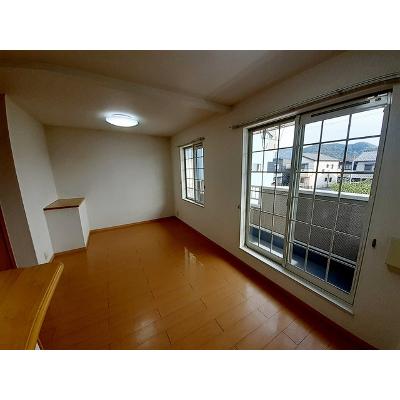 ネオ・イースト 201【管理NO：1-015896201-02010】 ★家具家電は申し込み後に搬入します★の物件写真2