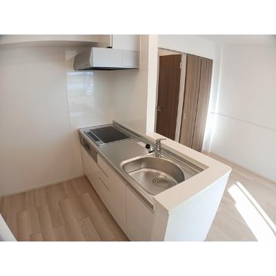 ラ　ブリエ 203【管理NO：1-027558201-02030】 ★家具家電は申し込み後に搬入します★の物件写真3