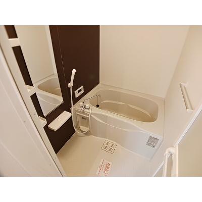 コンフォート八代 203【管理NO：1-019886001-02030】 ★家具家電は申し込み後に搬入しますの物件写真4