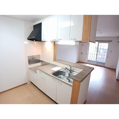 がーでんはうすＹ　Ⅰ棟 103【管理NO：1-014857701-01030】 ★家具家電は申し込み後に搬入しますの物件写真3