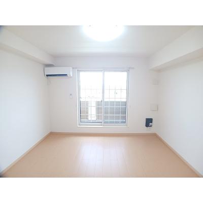 コンフォート 203【管理NO：1-017015901-02030】 ★家具家電は申し込み後に搬入します★ ★2026年09月中旬入居可能★の物件写真2