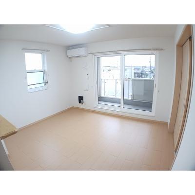 コートアイリスＡ 203【管理NO：1-016628701-02030】 ★家具家電は申し込み後に搬入します 2026年08月上旬入居可能の物件写真2