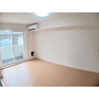 モデレートＢ 102【管理NO：1-015838702-01020】 ★家具家電は申し込み後に搬入します 2026年07月上旬入居可能の物件写真2