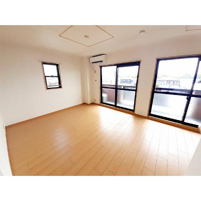 メゾン・アルカンシエル 301【管理NO：1-012732701-03010】 ★家具家電は申し込み後に搬入しますの物件写真2