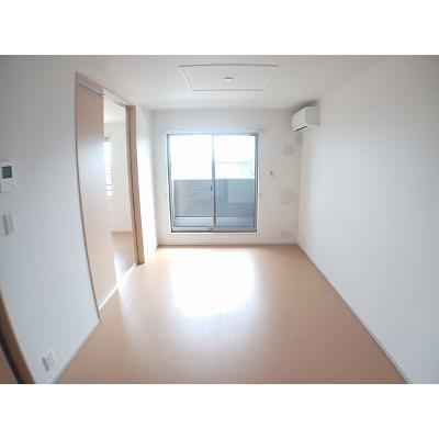 ムーンライト・ガーデン 205【管理NO：1-018988701-02040】 ★家具家電は申し込み後に搬入しますの物件写真2