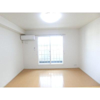 アイリスⅡ 202【管理NO：1-017263701-02020】 ★家具家電は申し込み後に搬入します 2026年08月上旬入居可能の物件写真2