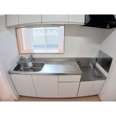 コートアイリスＢ 203【管理NO：1-016628702-02030】 ★家具家電は申し込み後に搬入しますの物件写真3