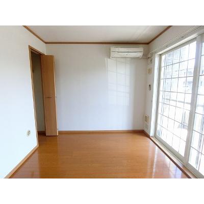 メゾン・アルモニー 101【管理NO：1-012450601-01010】 ★家具家電は申し込み後に搬入しますの物件写真2