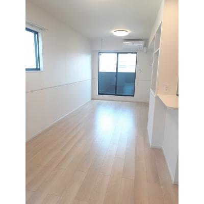 パーク　アベニューⅠ 203【管理NO：1-027297001-02030】 ★家具家電は申し込み後に搬入します★の物件写真2