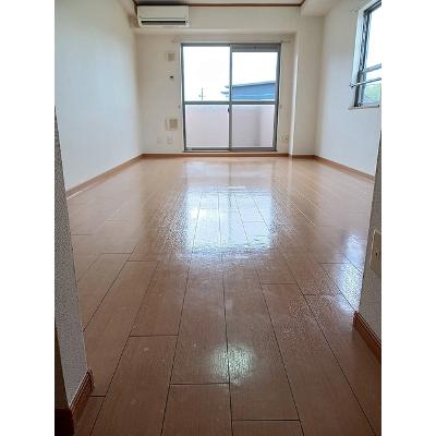 カーサ・ミレニアム 211【管理NO：1-013157801-02100】 ★家具家電は申し込み後に搬入します★ ★2026年08月下旬入居可能★の物件写真2