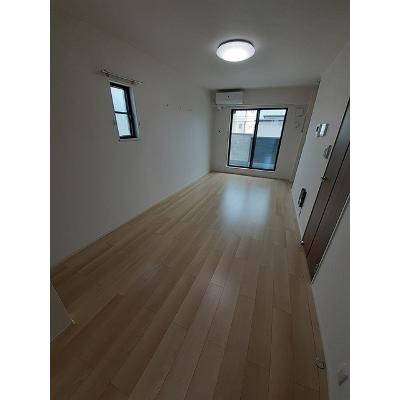 ベル・幸 203【管理NO：1-027548301-02030】 2026年07月中旬入居可能の物件写真2