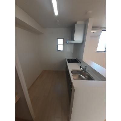 タカヴィレ 102【管理NO：1-027483501-01020】 ★家具家電は申し込み後に搬入します★ ★2026年08月中旬入居可能★の物件写真3