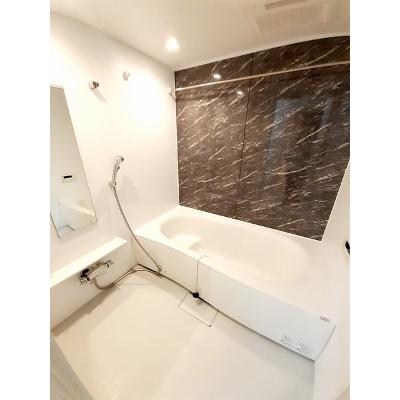 フィオリーレ・アノ　Ⅱ 102【管理NO：1-027277302-01020】 ★家具家電は申し込み後に搬入しますの物件写真4