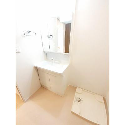 フィオリーレ・アノ　Ⅱ 102【管理NO：1-027277302-01020】 ★家具家電は申し込み後に搬入しますの物件写真6