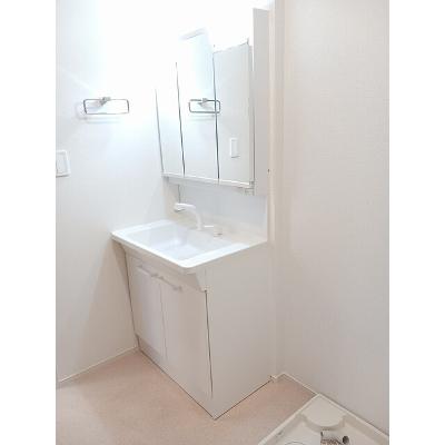 フィオリーレ・アノ　Ⅰ 103【管理NO：1-027277301-01030】 ★家具家電は申し込み後に搬入しますの物件写真6