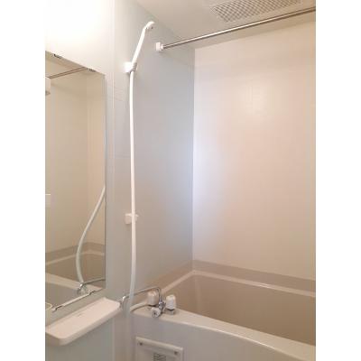 セントレ青山 303【管理NO：1-018756201-03030】 ★家具家電は申し込み後に搬入します★の物件写真4