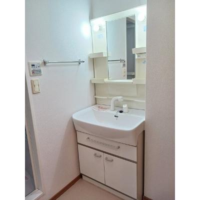 鶴見スクエアⅡ 101【管理NO：1-014346202-01010】 ★家具家電は申し込み後に搬入しますの物件写真6