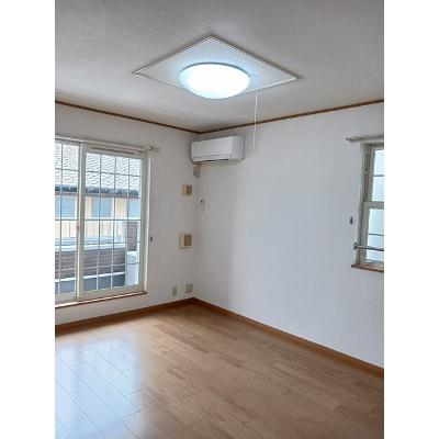グラース　メゾン 201【管理NO：1-013029301-02010】 ★家具家電は申し込み後に搬入します★の物件写真2